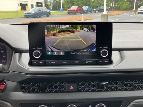 Used 2025 Honda Accord LX image 25