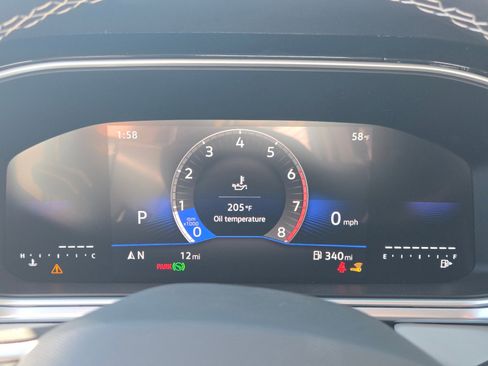 New 2026 Volkswagen Taos SE image 18