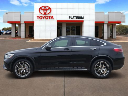 Used 2020 Mercedes-Benz GLC 300 4MATIC Coupe image 3