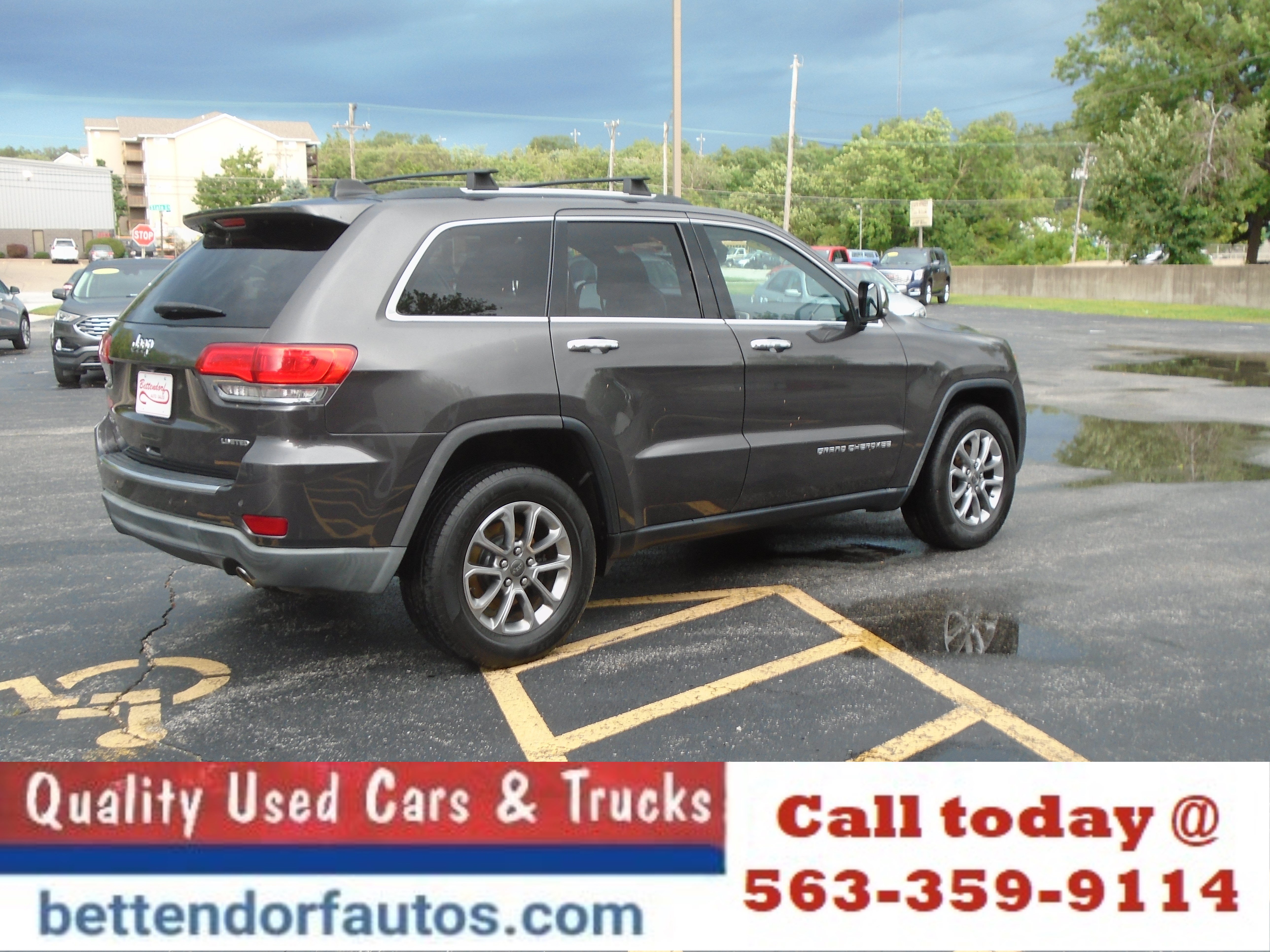 Used 2015 Jeep Grand Cherokee Limited AWD/4WD image 4