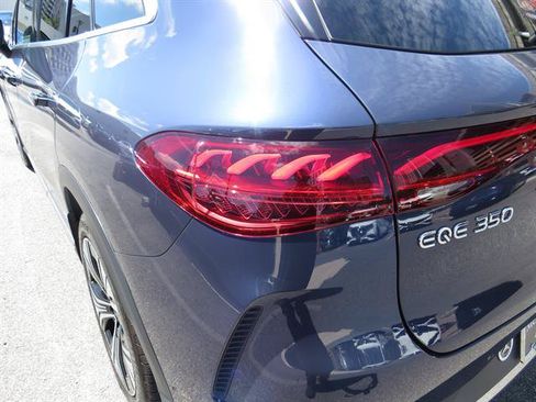 Certified 2023 Mercedes-Benz EQE 350+ 4MATIC SUV w/ Exclusive Trim Package image 32