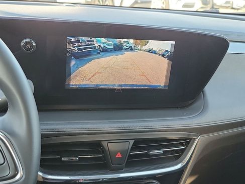 Used 2024 Buick Encore GX Sport Touring image 16