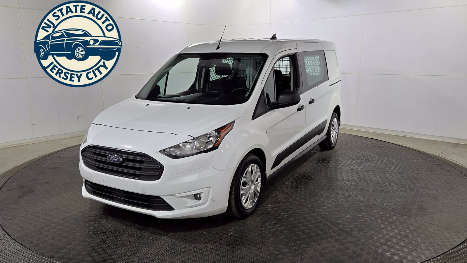 Used 2023 Ford Transit Connect XLT FWD image 3