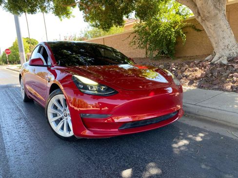 Used 2022 Tesla Model 3 RWD image 4