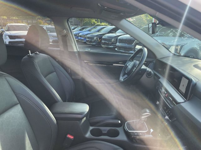 Used 2024 Kia Seltos EX FWD image 10