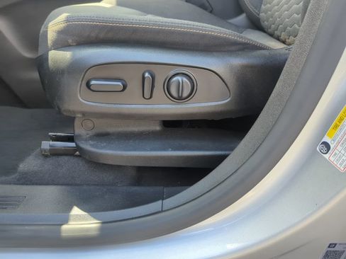 Certified 2021 Chevrolet Equinox LT AWD/4WD image 18