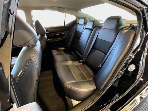 Used 2022 Nissan Altima 2.5 SR image 26