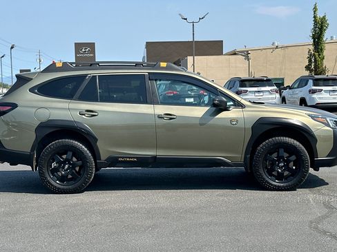 Used 2022 Subaru Outback Wilderness AWD/4WD image 3