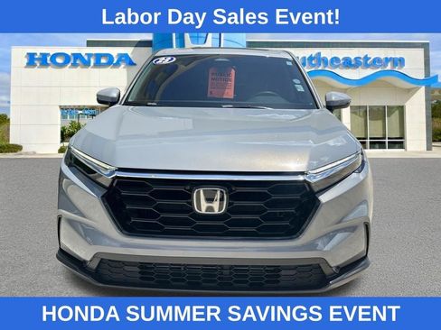 Used 2023 Honda CR-V EX image 2