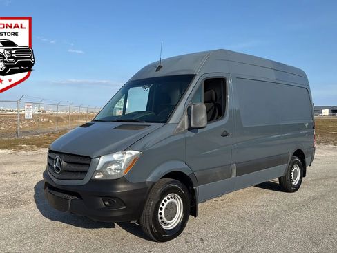Used 2018 Mercedes-Benz Sprinter 2500 image 1