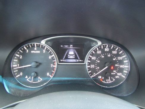 Used 2016 Nissan Pathfinder Platinum AWD/4WD image 18