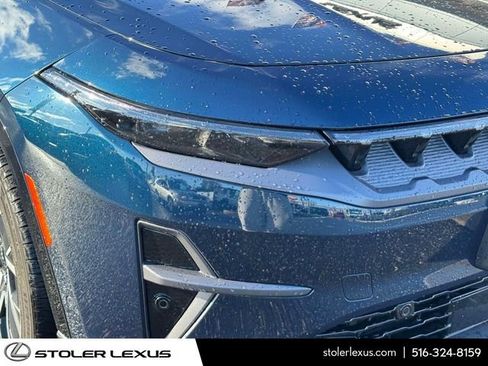 Used 2025 Jeep Wagoneer S Limited image 8