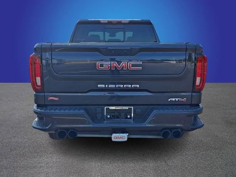 Used 2022 GMC Sierra 1500 AT4 w/ AT4 Premium Package AWD/4WD image 5