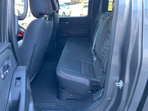 Used 2023 Nissan Frontier PRO-4X w/ Technology Package image 10