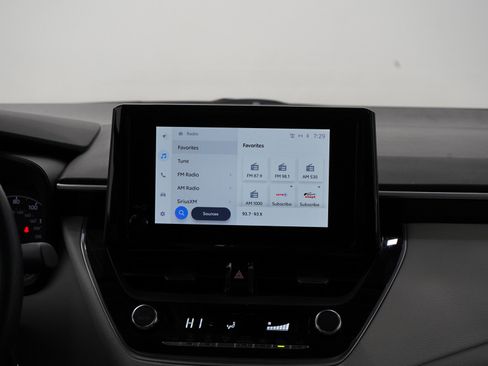 Used 2024 Toyota Corolla LE image 14