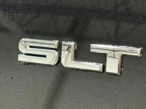 Used 2012 GMC Acadia SLT w/ LPO, 'HIT The Road' Package image 22