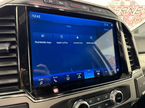 Used 2022 Ford F350 Lariat w/ Black Appearance Package AWD/4WD image 21
