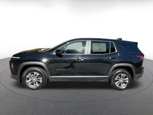 Used 2025 Chevrolet Equinox LT image 9