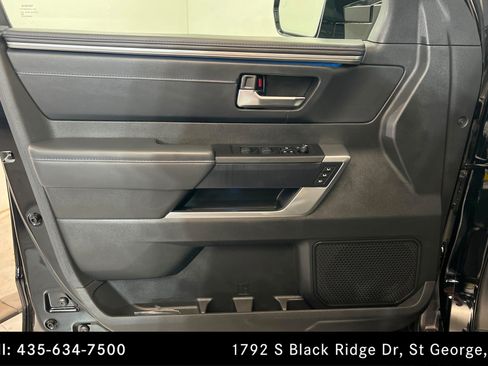 Used 2024 Toyota Sequoia Platinum AWD/4WD image 15