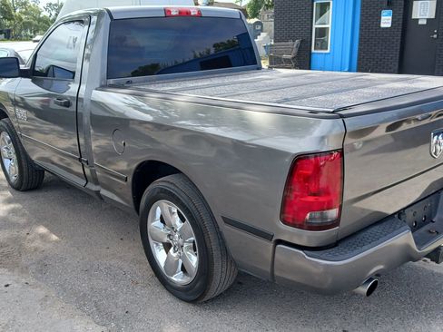 Used 2013 RAM 1500 Express RWD image 3