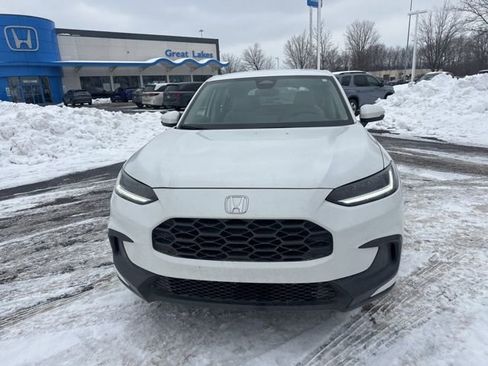Used 2023 Honda HR-V LX image 2