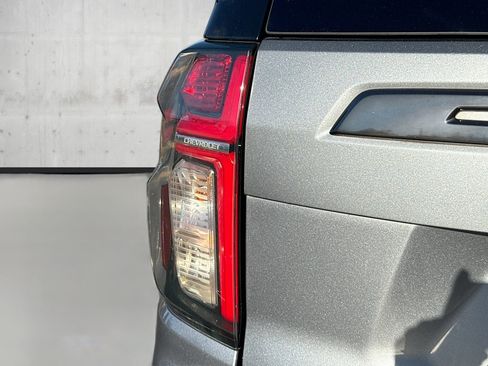 Used 2022 Chevrolet Tahoe RST w/ Luxury Package image 37