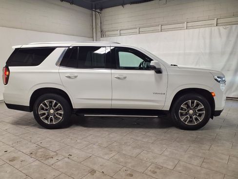 Used 2022 Chevrolet Tahoe LT w/ LT Signature Package AWD/4WD image 10