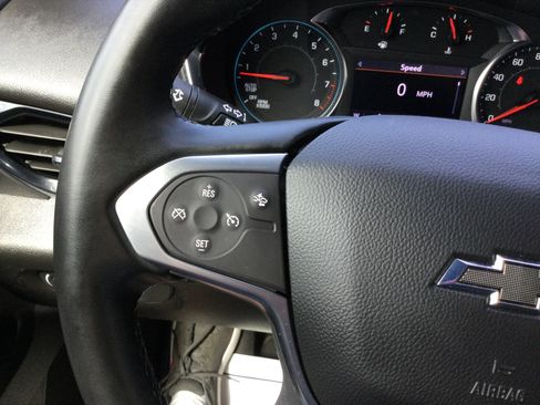 Used 2023 Chevrolet Traverse LT w/ Midnight/Sport Edition AWD/4WD image 17