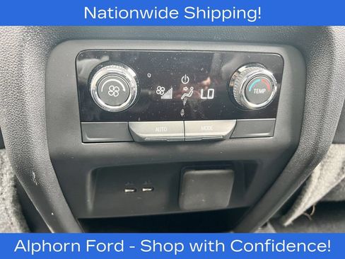 Used 2024 Chevrolet Traverse Z71 w/ Enhanced Driving Package AWD/4WD image 34