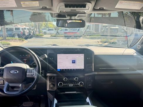 Certified 2024 Ford F250 Lariat w/ Lariat Ultimate Package image 21