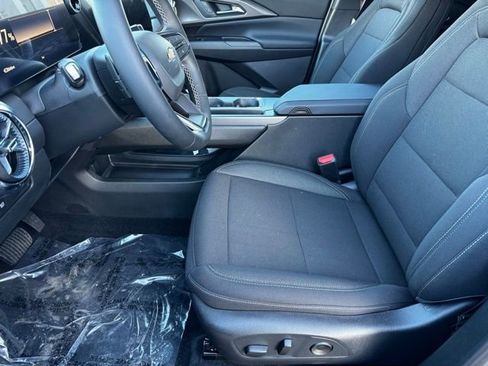 New 2026 Chevrolet Equinox EV LT image 5