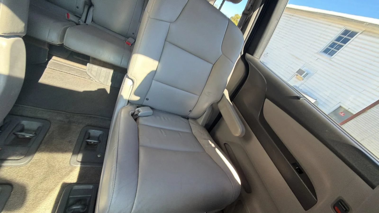 Used 2014 Honda Odyssey EX-L image 32