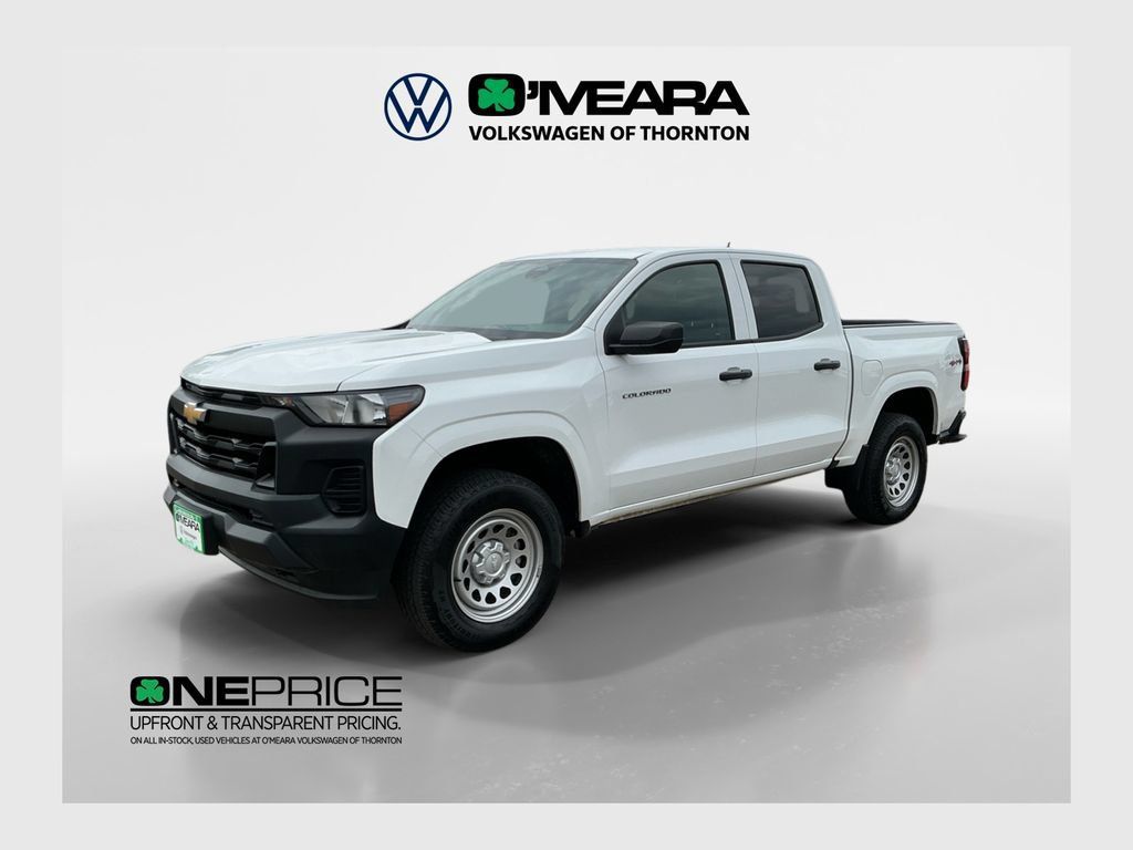 Used 2025 Chevrolet Colorado W/T w/ Advanced Trailering Package AWD/4WD 360° Tour