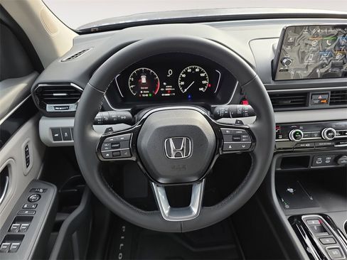 New 2025 Honda Pilot EX-L image 12