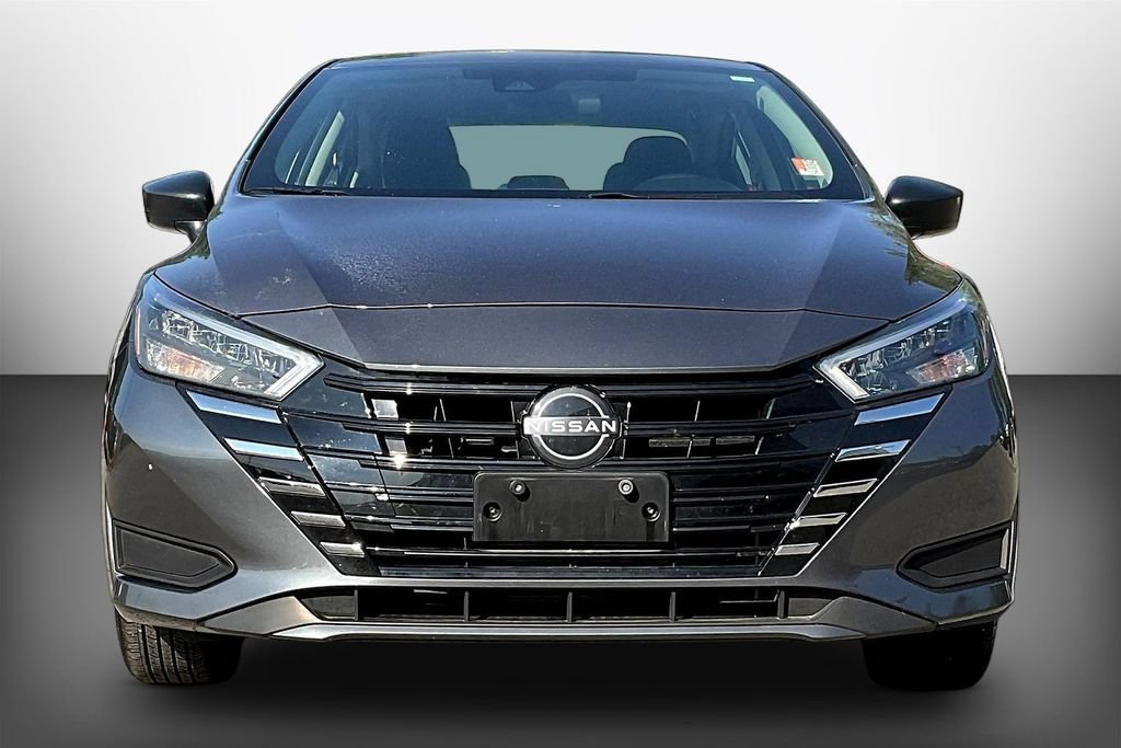 Used 2025 Nissan Versa S FWD image 2