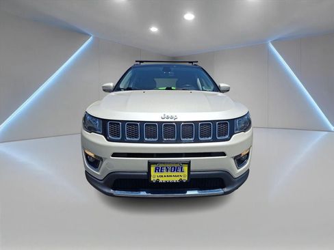 Used 2018 Jeep Compass Limited w/ Navigation Group AWD/4WD image 2