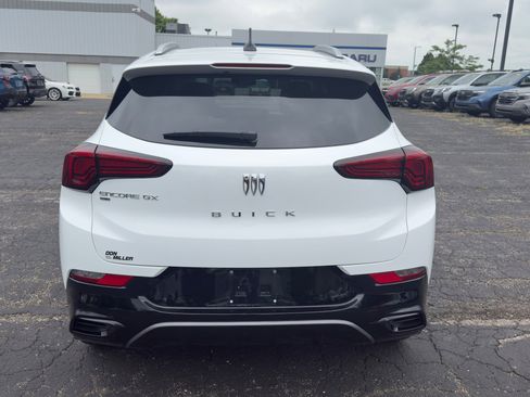 Used 2025 Buick Encore GX Sport Touring w/ Experience Buick Package image 4