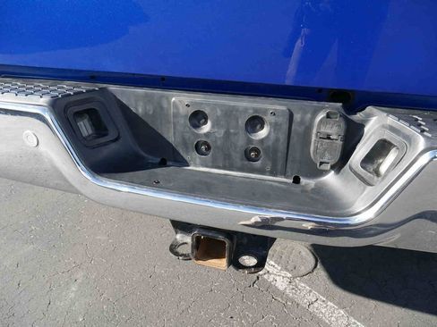 Used 2018 RAM 3500 Laramie image 9