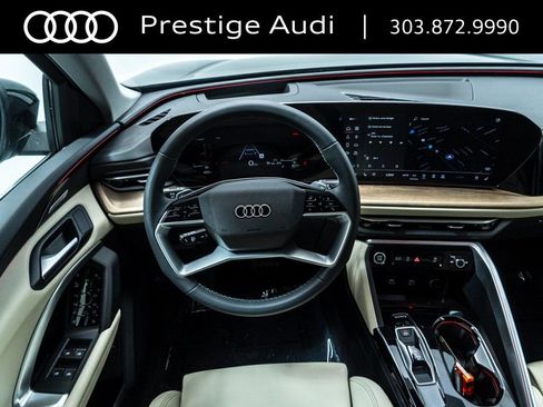 Used 2025 Audi Q5 Prestige image 14