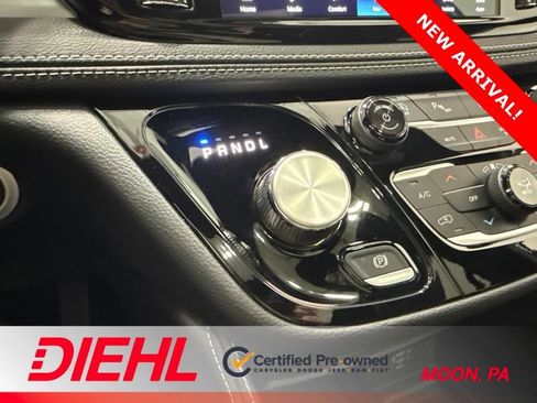 Used 2026 Chrysler Pacifica Limited w/ S Appearance Package AWD/4WD image 40