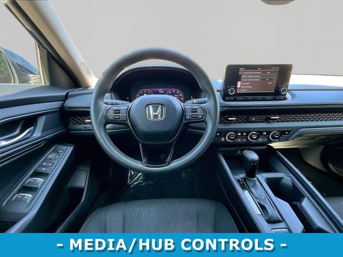 Used 2023 Honda Accord EX image 8