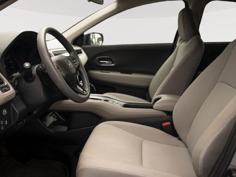 Used 2021 Honda HR-V EX image 2