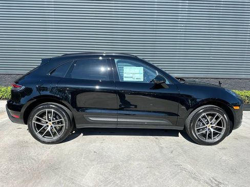 Used 2026 Porsche Macan AWD/4WD image 10