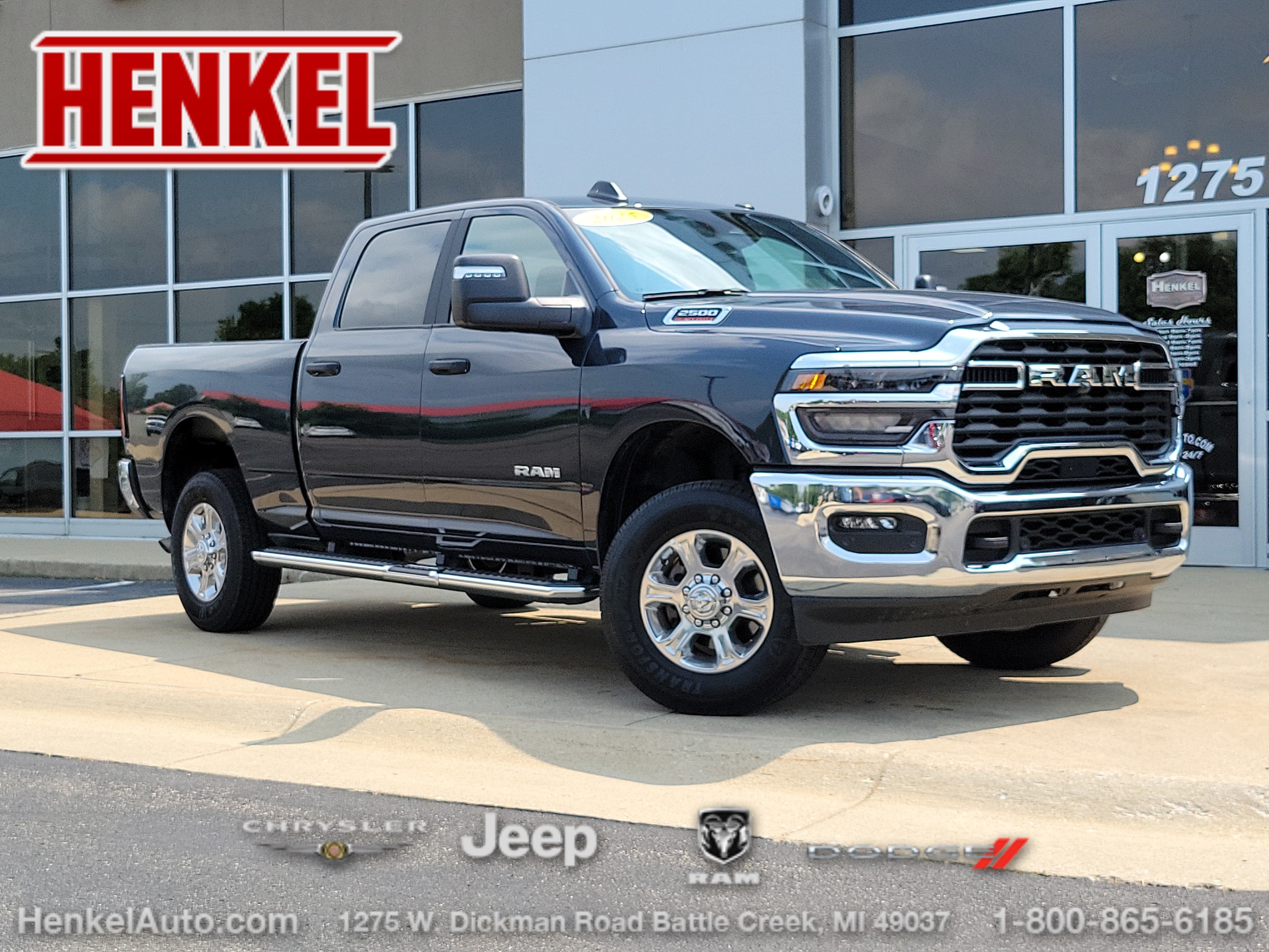 Used 2025 RAM 2500 Big Horn AWD/4WD image 1