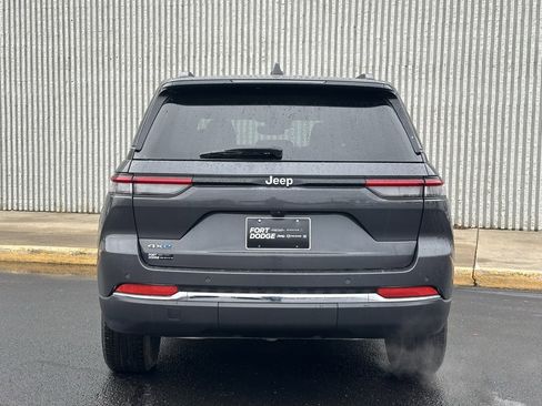 Used 2024 Jeep Grand Cherokee Limited 4xe image 4