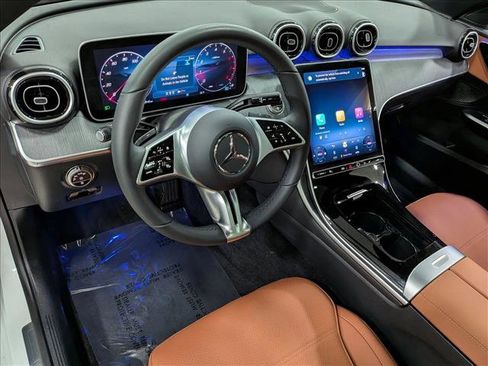 Used 2025 Mercedes-Benz C 300 Sedan image 10