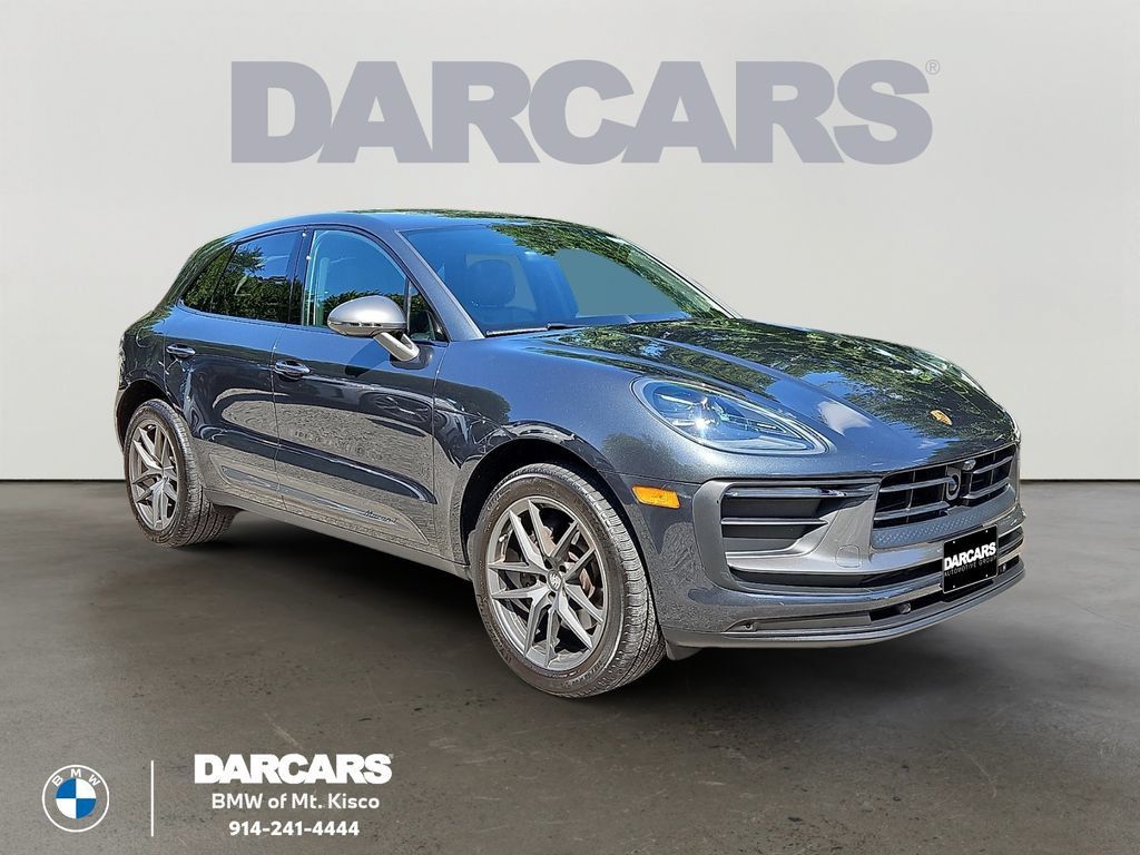 Used 2025 Porsche Macan Turbo AWD/4WD image 1