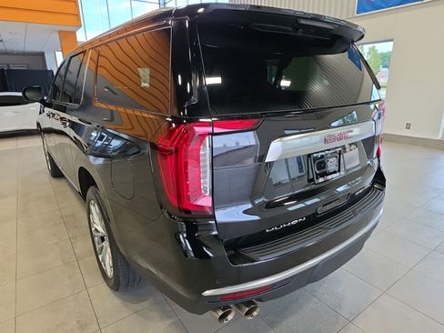 Used 2024 GMC Yukon XL Denali w/ Denali Reserve Package AWD/4WD image 10