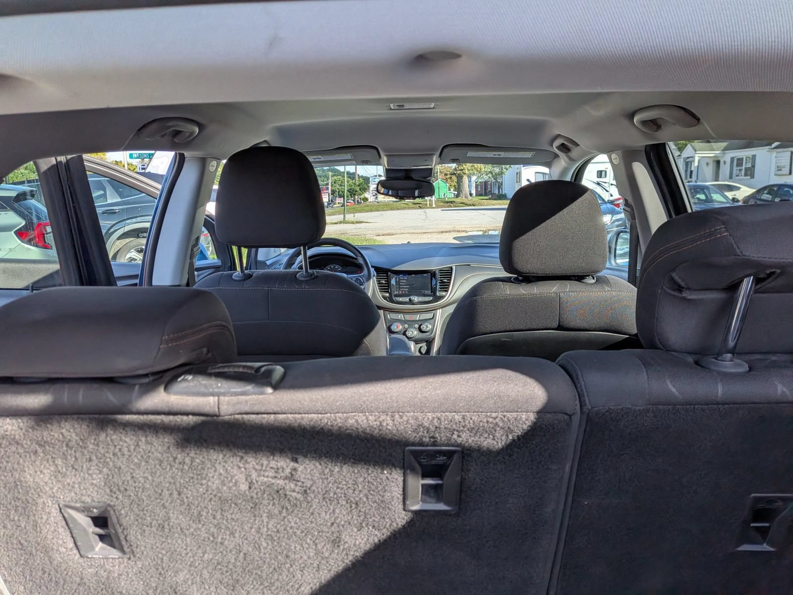 Used 2020 Chevrolet Trax LT FWD image 29