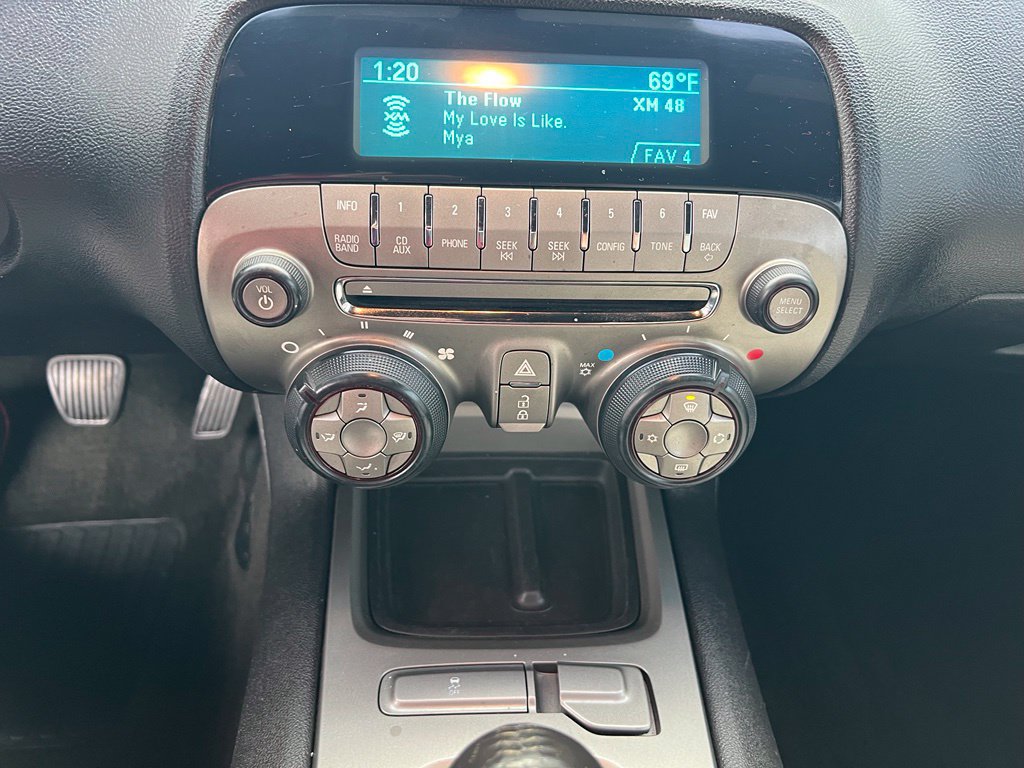 Used 2011 Chevrolet Camaro SS RWD image 28